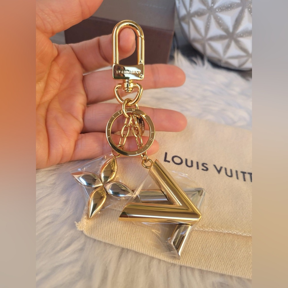 Twist Bag Charm